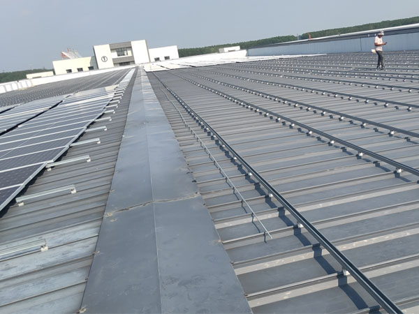 光伏電站發(fā)電量低？你的太陽(yáng)能板支架安裝對(duì)了嗎？